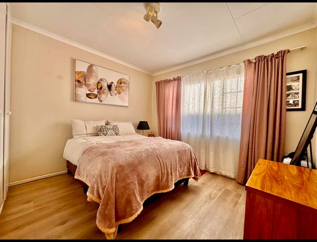 2 BEDROOM SECTIONAL TITLE FOR SALE IN MEYERSDAL